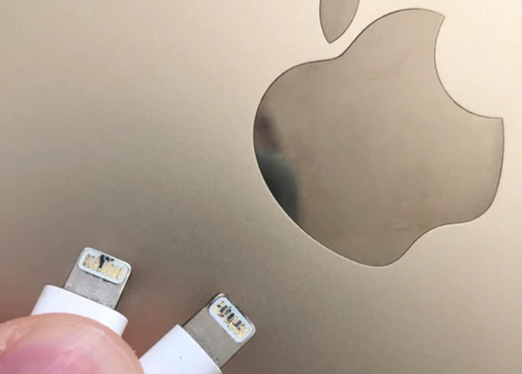 iPhone Liquid Detected In Lightning Connector! How to Fix “Charging